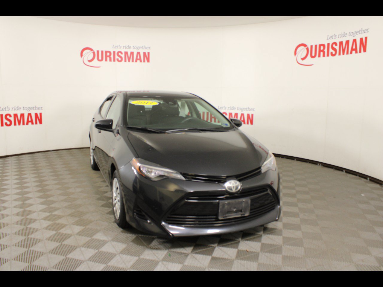 Used 2017 Toyota Corolla LE FWD image 13