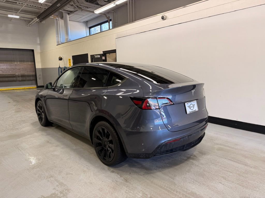 Used 2023 Tesla Model Y Long Range image 3