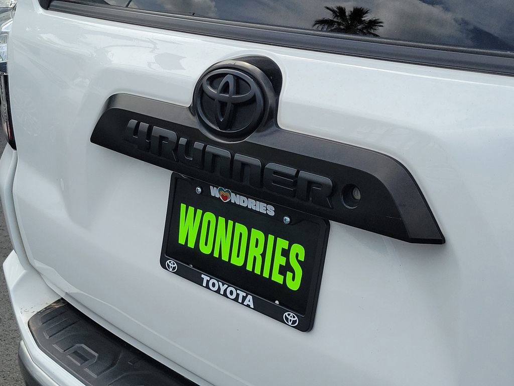 Used 2019 Toyota 4Runner TRD Off-Road Premium AWD/4WD image 9