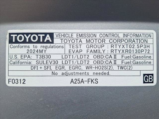 Used 2024 Toyota RAV4 XLE FWD image 21