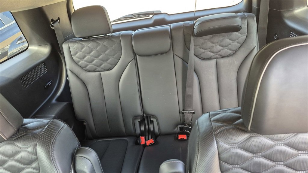 Used 2021 Hyundai Palisade Limited image 11