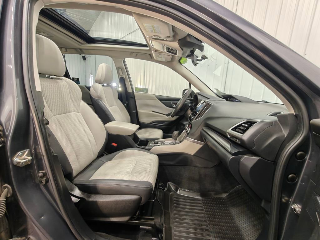 Used 2022 Subaru Forester Premium image 24