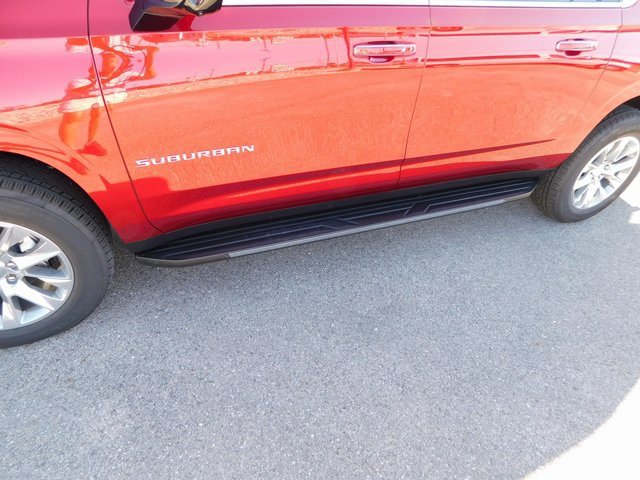 New 2025 Chevrolet Suburban Premier image 12