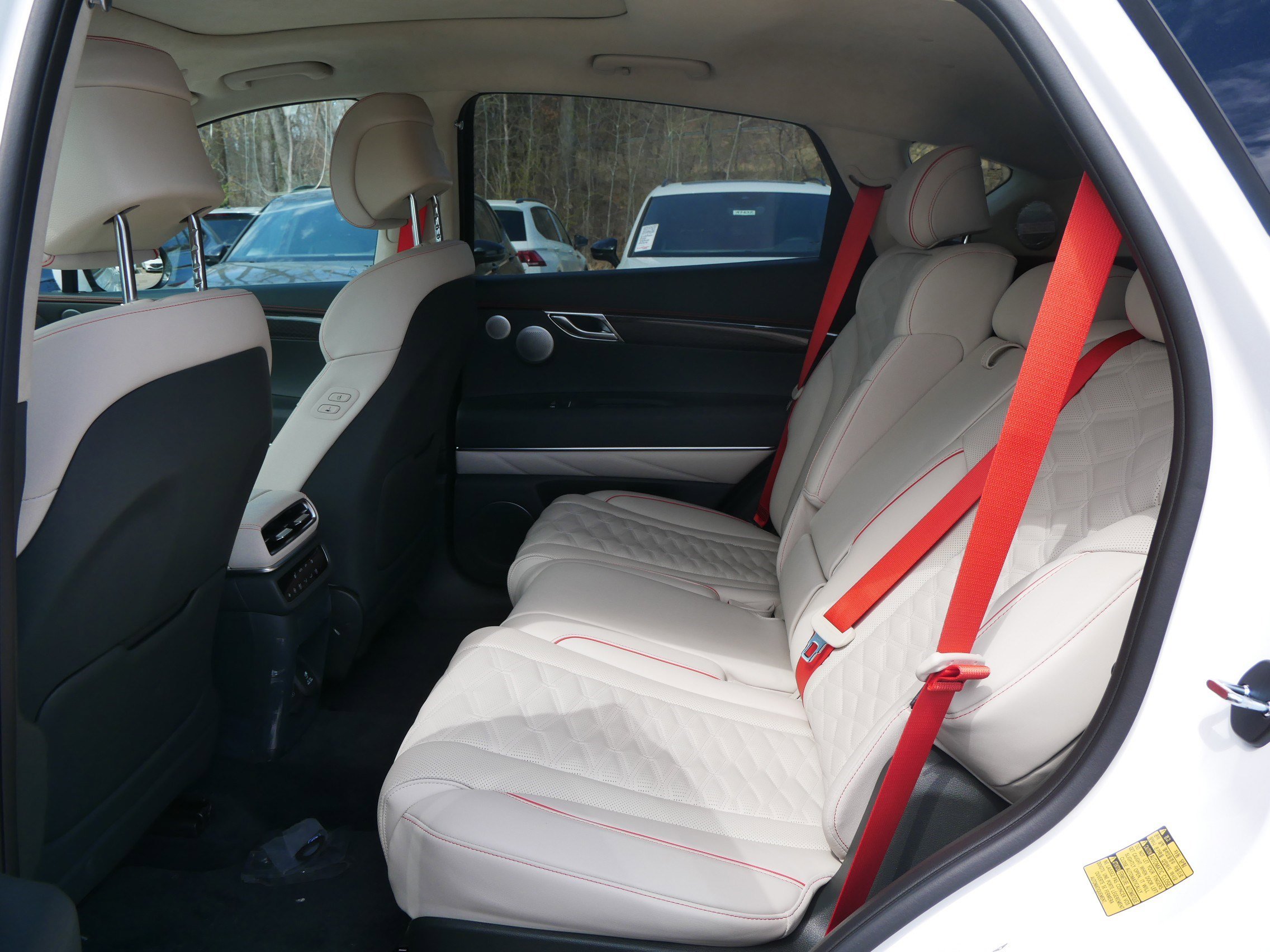 New 2025 Genesis GV80 3.5T e-SC image 8