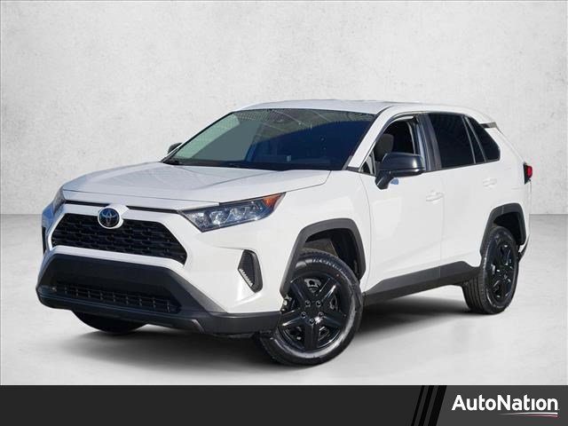 Used 2022 Toyota RAV4 LE image 1
