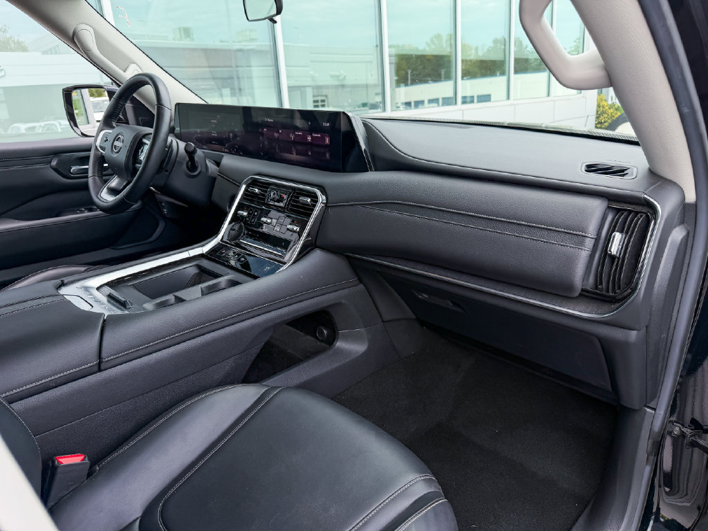 Certified 2025 Nissan Armada SV AWD/4WD image 9