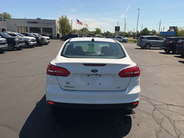 Used 2017 Ford Focus SE FWD image 7