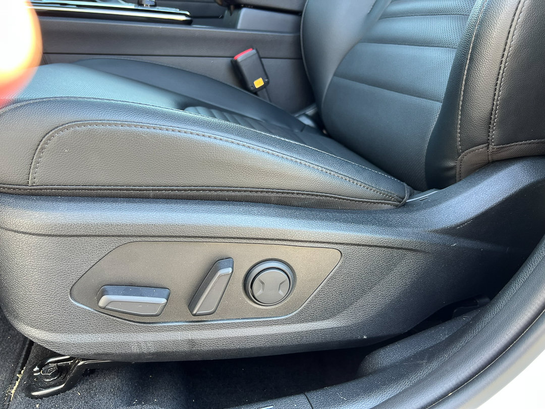 Used 2024 Kia Sportage SX FWD image 15