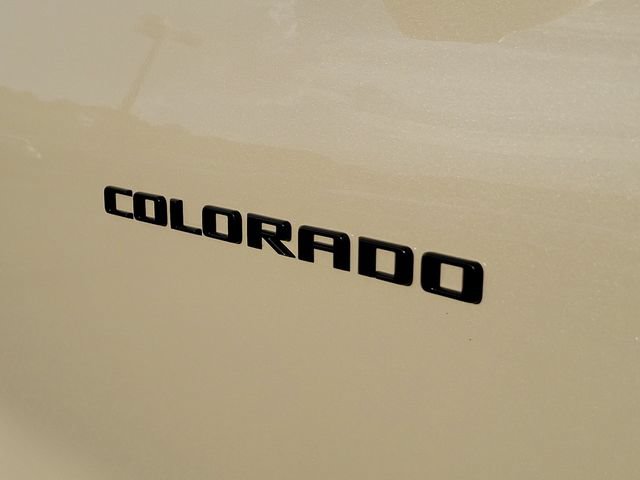 Certified 2024 Chevrolet Colorado Trail Boss w/ LPO, Dark Essentials Package AWD/4WD image 7