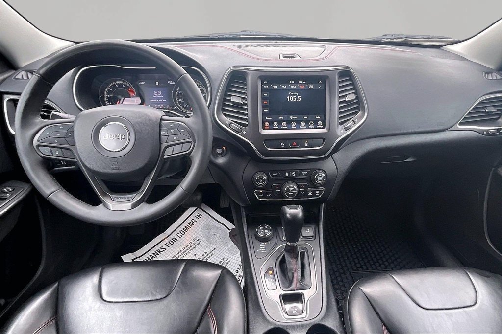 Used 2021 Jeep Cherokee Trailhawk AWD/4WD image 7
