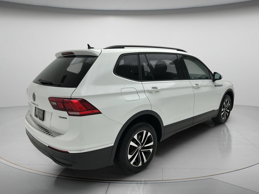 Used 2023 Volkswagen Tiguan S w/ Driver Assistance Package AWD/4WD image 5