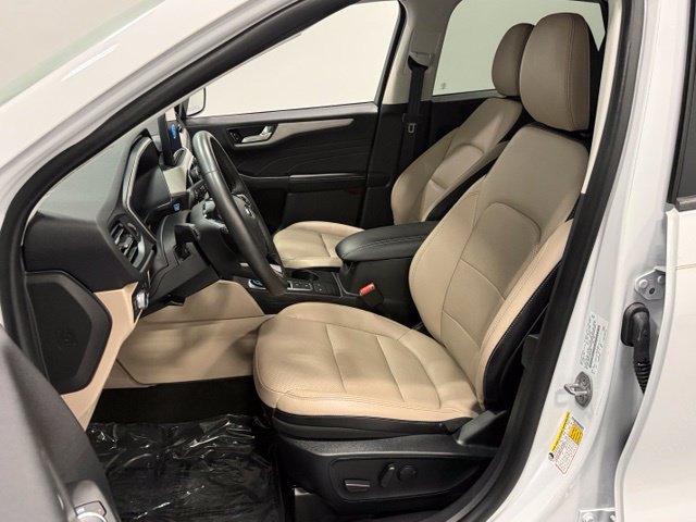 Certified 2022 Ford Escape SEL FWD image 13