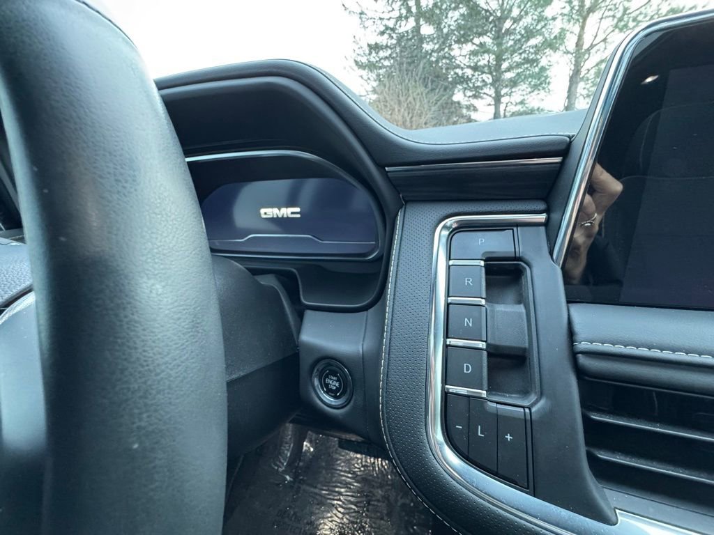 Used 2023 GMC Yukon SLT image 18