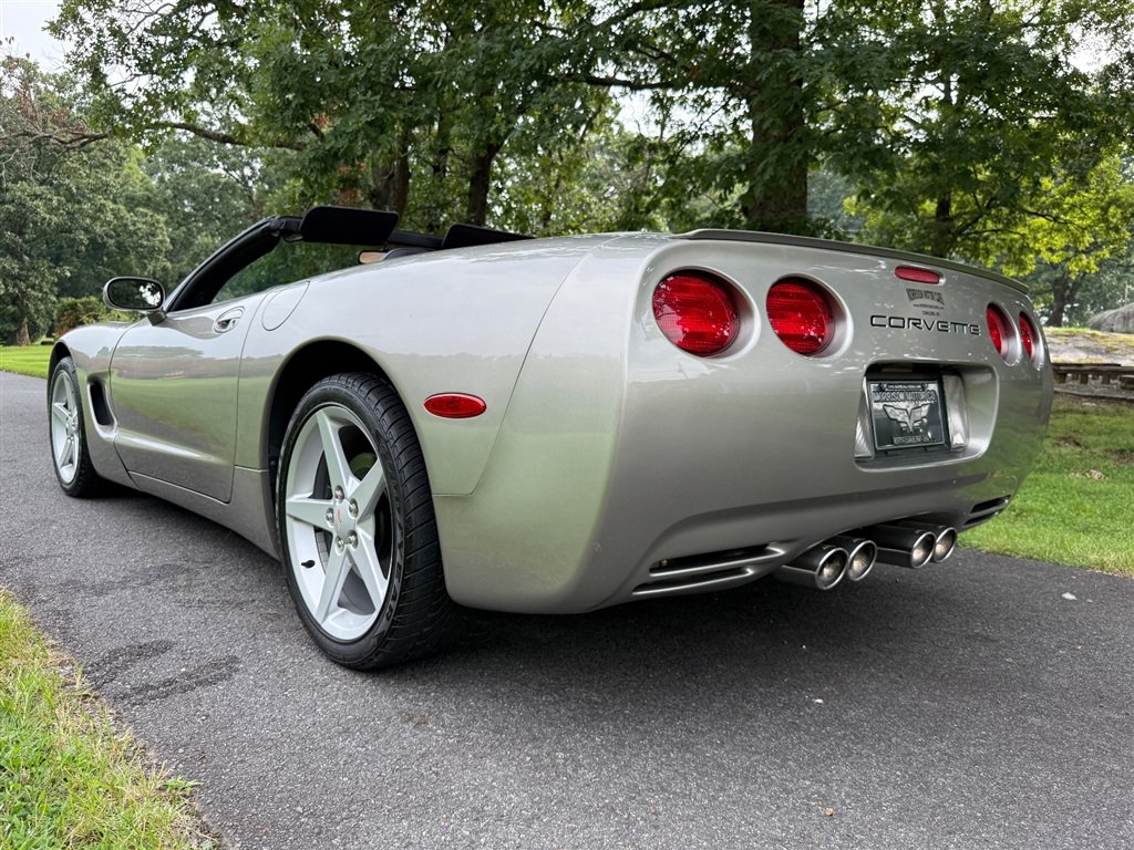Used 1999 Chevrolet Corvette Convertible w/ Memory Pkg RWD image 22