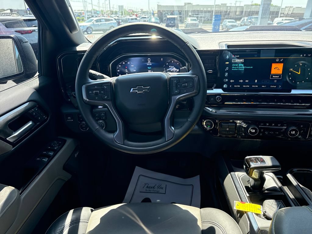 Used 2025 Chevrolet Silverado 1500 ZR2 w/ Technology Package AWD/4WD image 17
