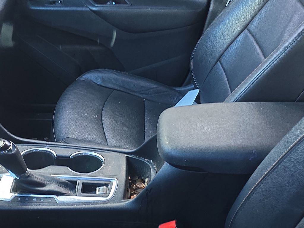 Used 2020 Chevrolet Equinox LT w/ Midnight Edition image 9