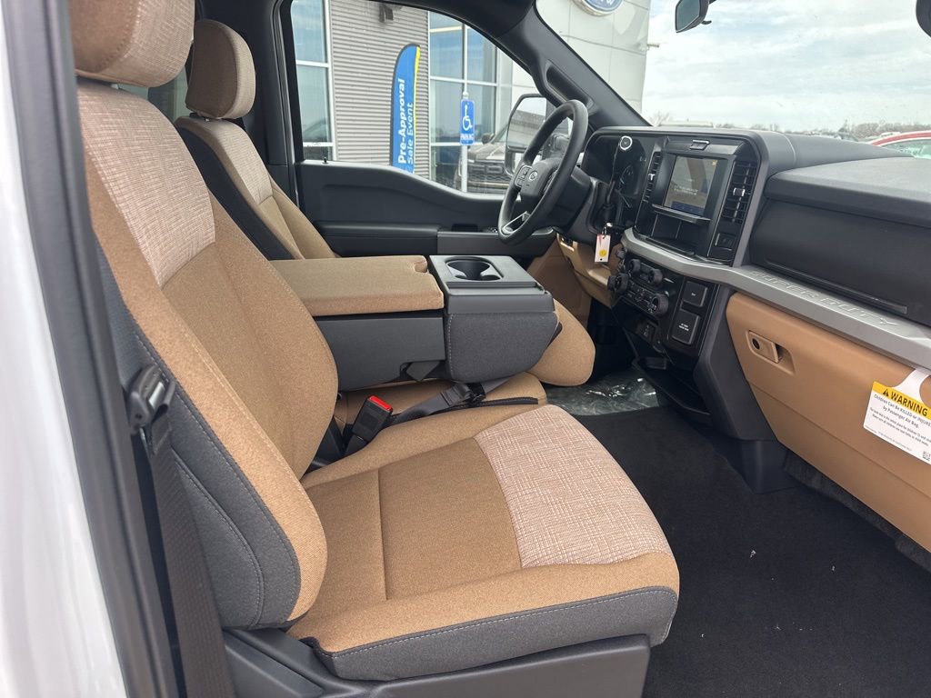 New 2026 Ford F250 XLT image 27