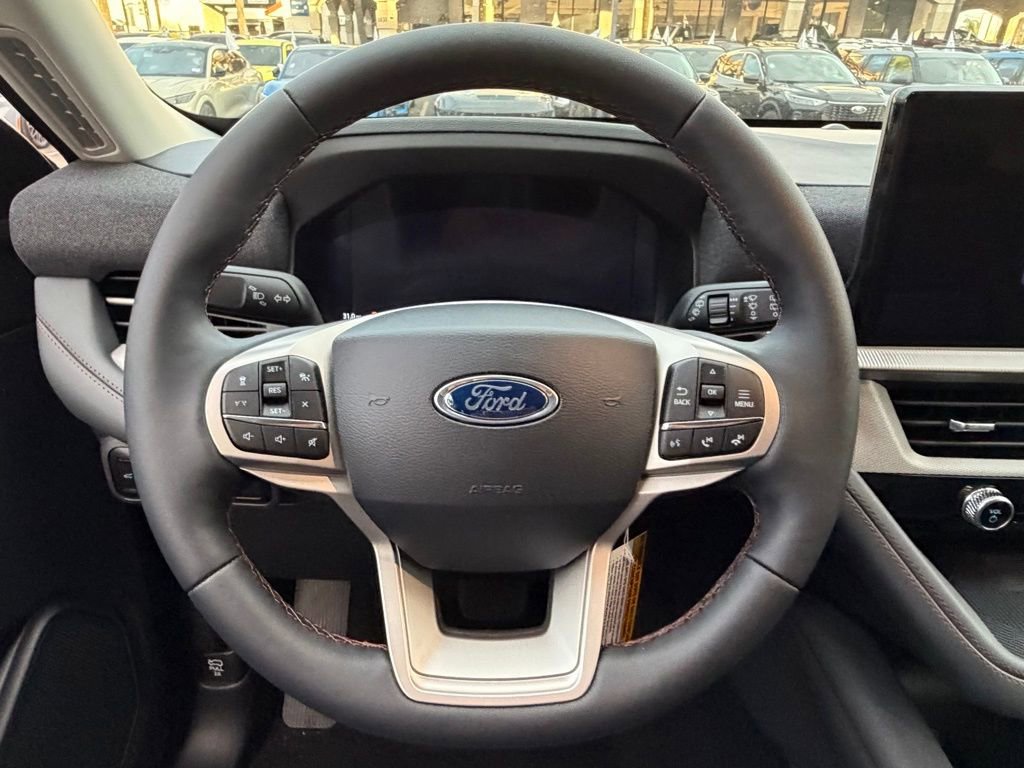 New 2026 Ford Explorer Active w/ Active Comfort Package RWD image 18
