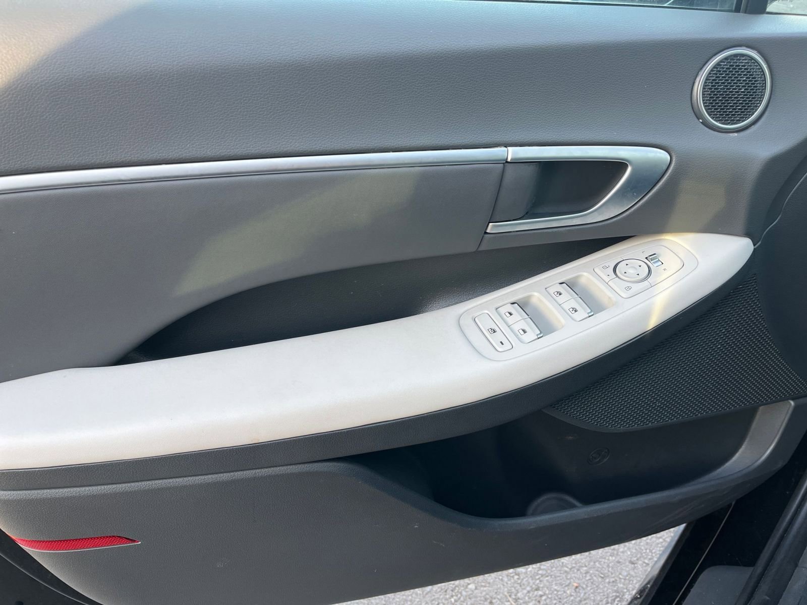 Used 2025 Hyundai Sonata SEL image 18