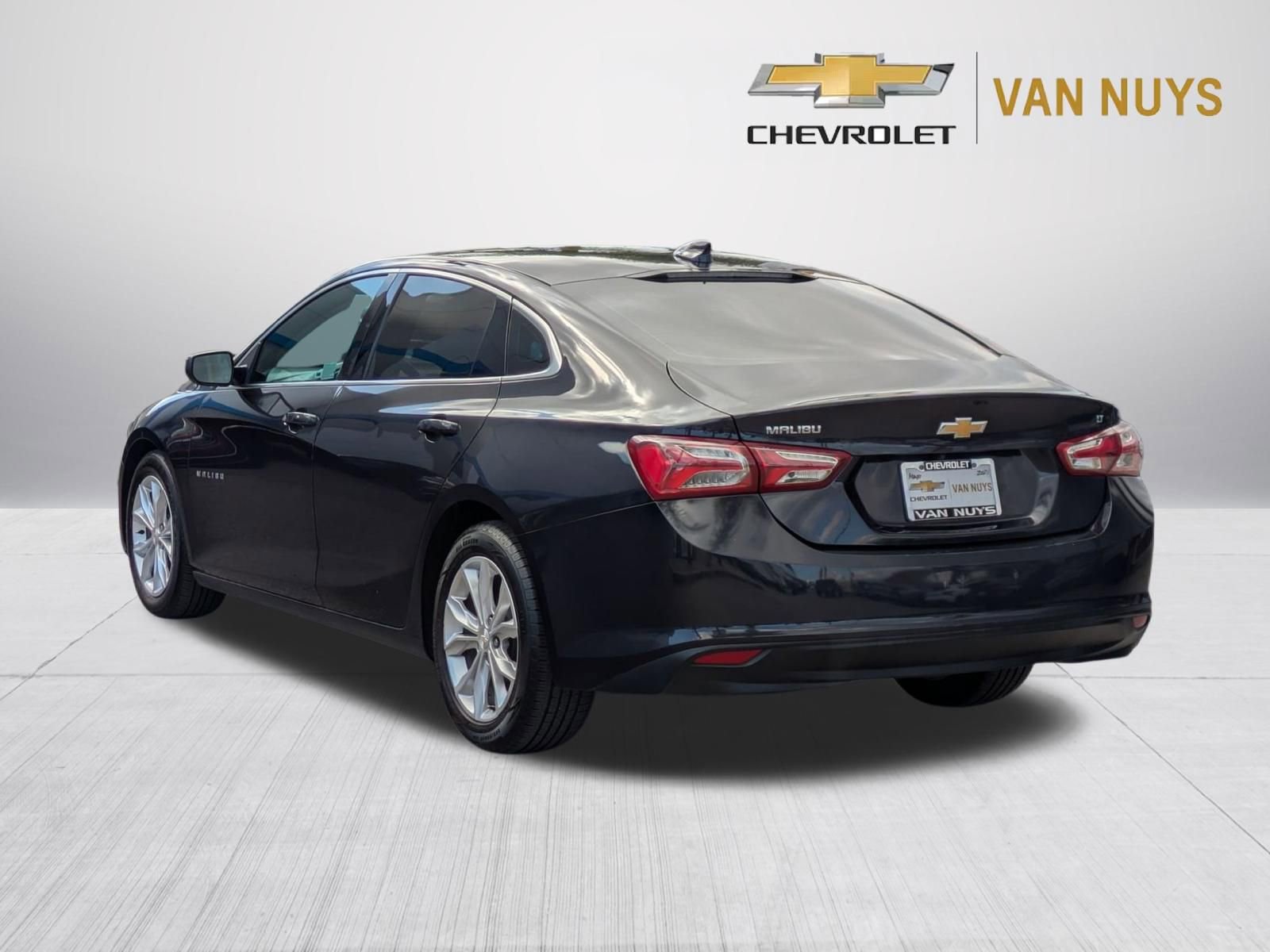 Used 2022 Chevrolet Malibu LT FWD image 7