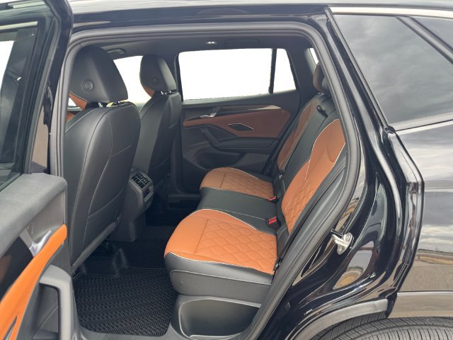 New 2026 Volkswagen Tiguan SEL R-Line AWD/4WD image 11