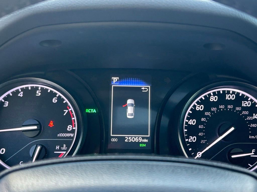 Used 2024 Toyota Camry SE w/ Convenience Package image 20