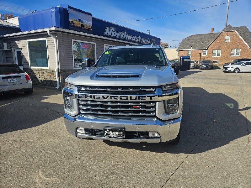 Used 2020 Chevrolet Silverado 2500 LTZ w/ LTZ Premium Package image 2