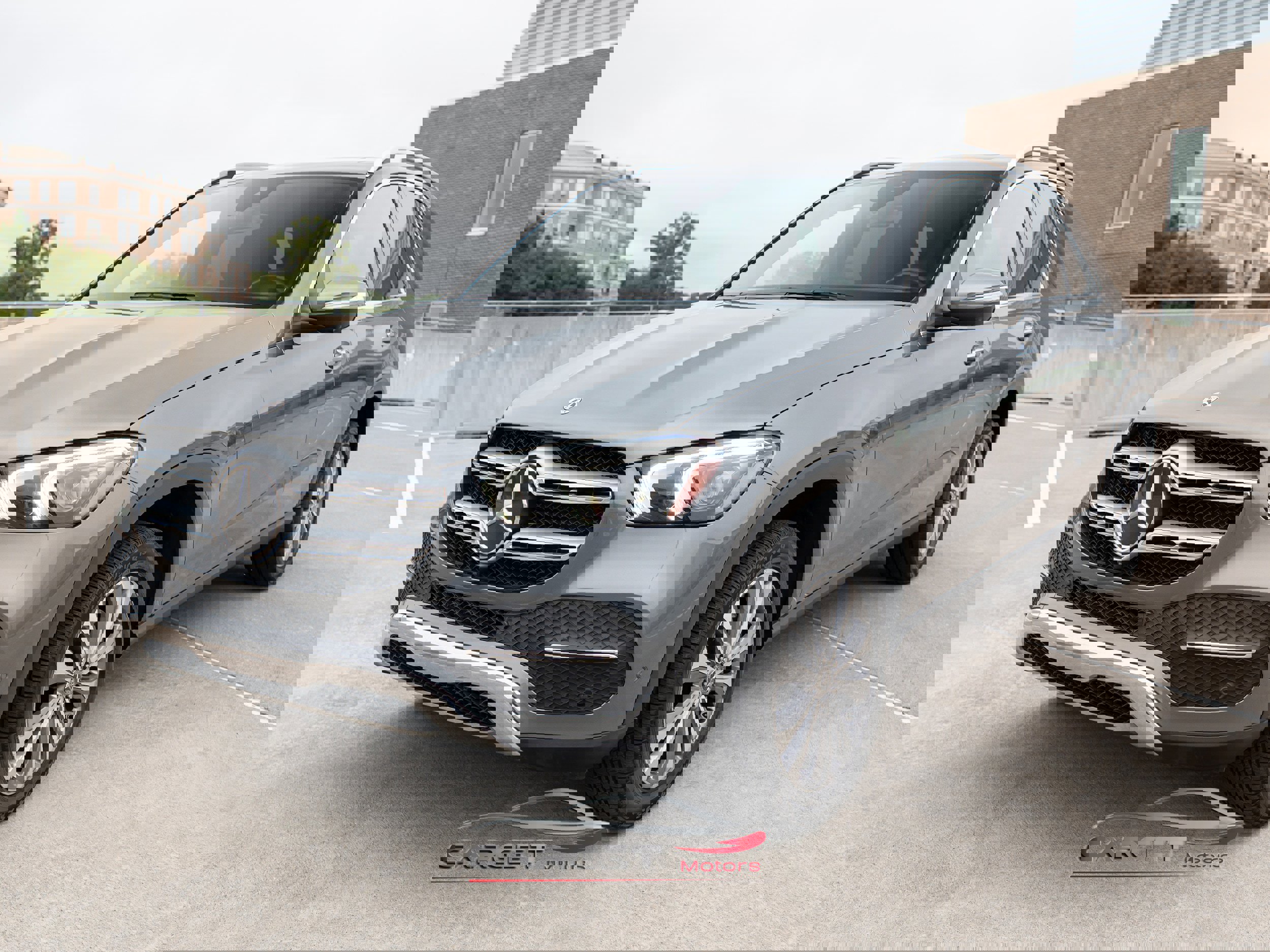 Used 2021 Mercedes-Benz GLE 350 4MATIC w/ Premium Package image 3