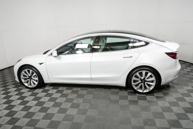 Used 2019 Tesla Model 3 Standard Range Plus RWD image 29