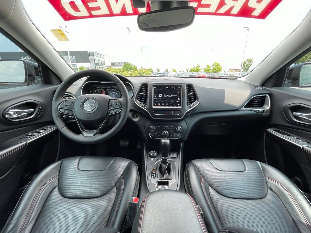 Used 2022 Jeep Cherokee Trailhawk w/ Sound & Nav Group AWD/4WD image 29
