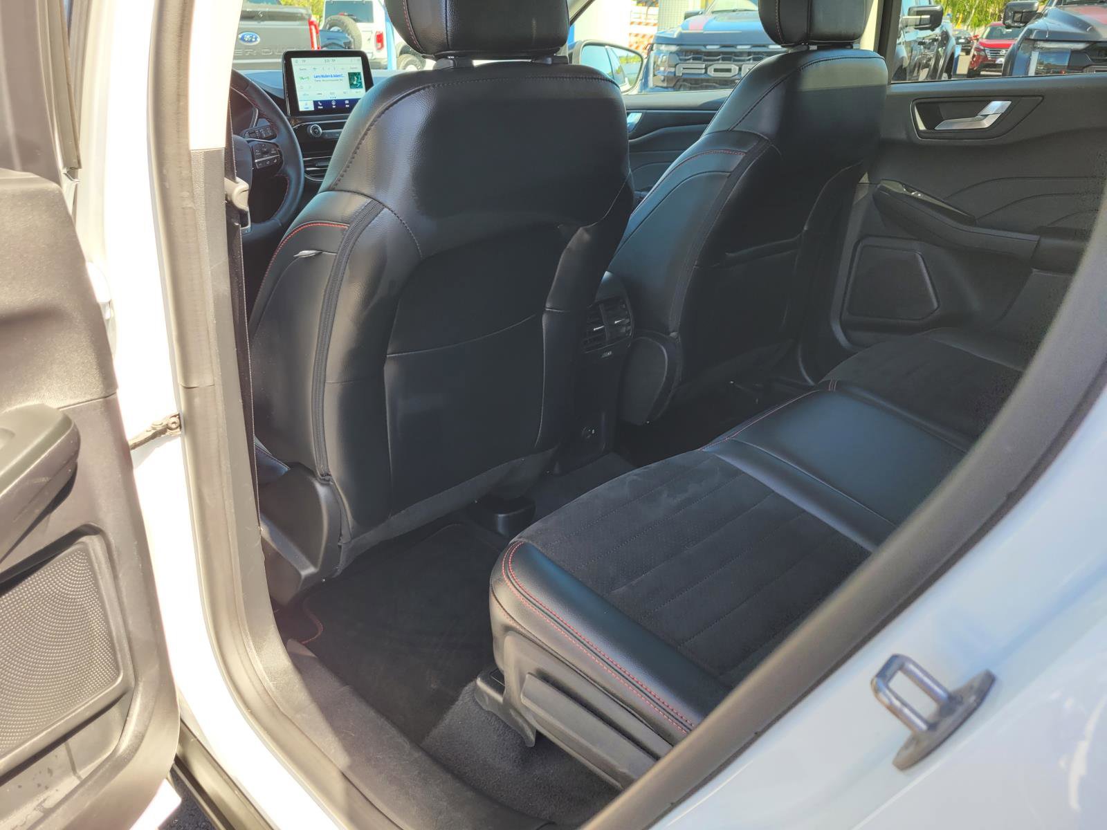 Used 2022 Ford Escape SEL w/ SEL Stealth AWD Package image 14