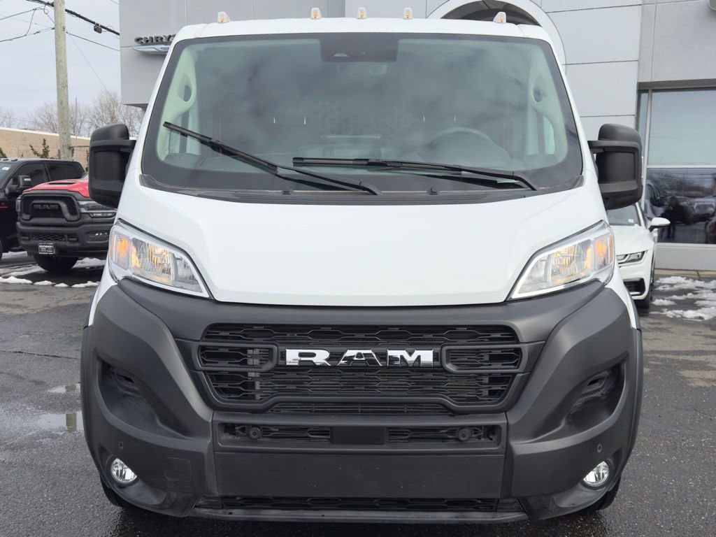 Used 2025 RAM ProMaster 2500 w/ Premium Convenience Group FWD image 2