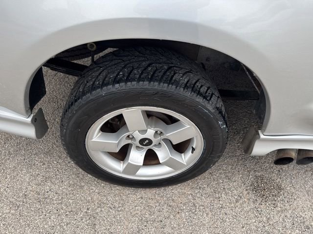 Used 2002 Ford F150 Lightning RWD image 18