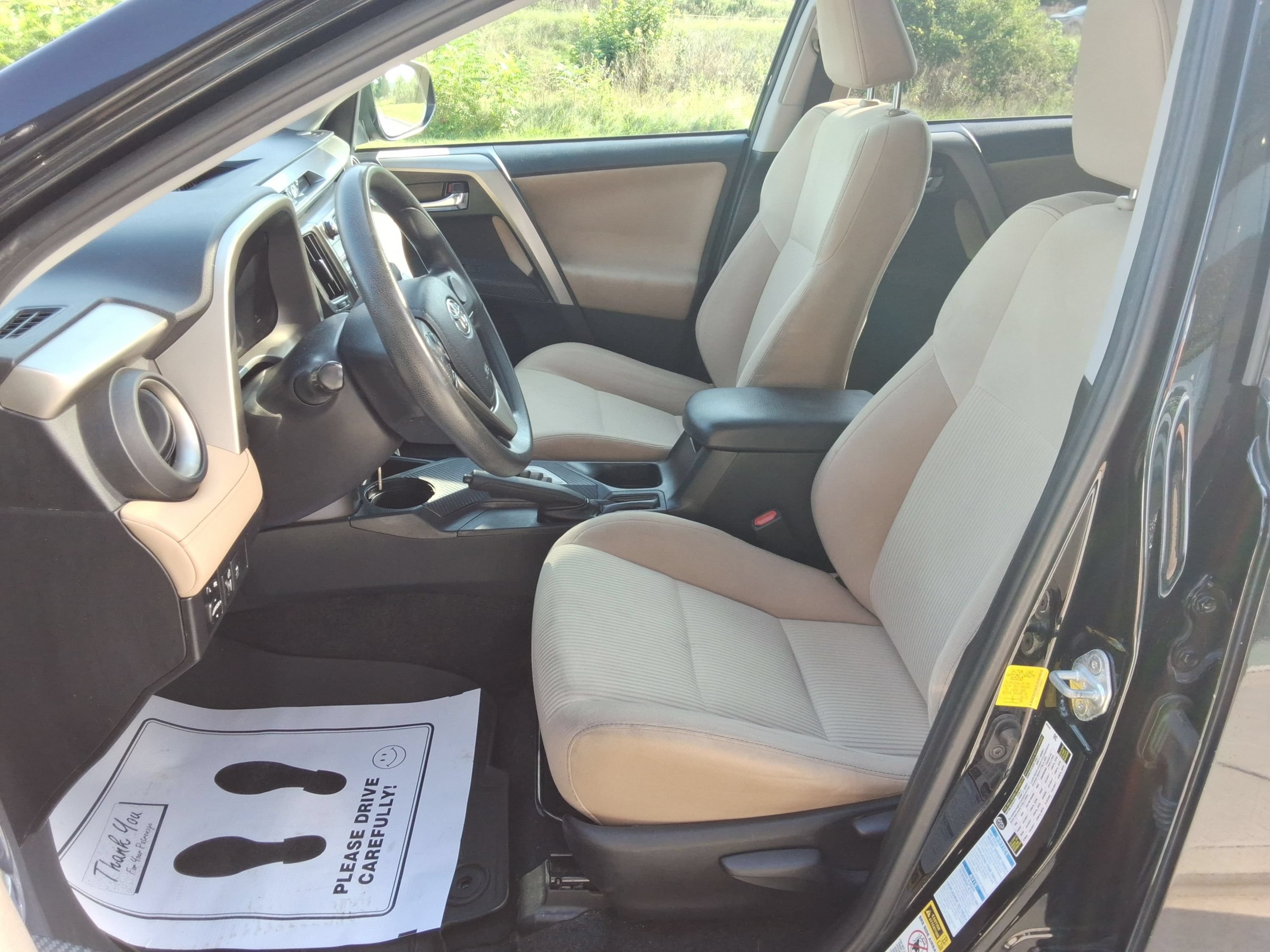 Used 2015 Toyota RAV4 XLE AWD/4WD image 31