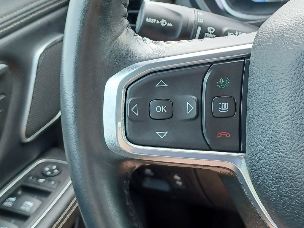 Used 2023 RAM 1500 Laramie AWD/4WD image 17