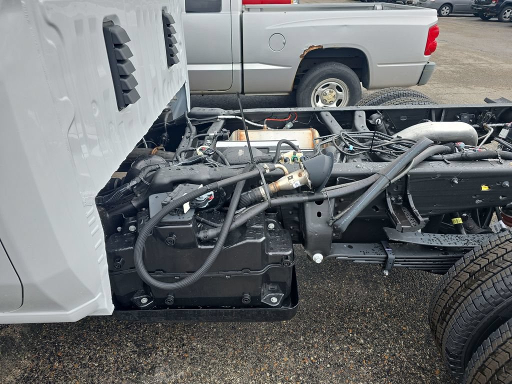 New 2026 Chevrolet Silverado 3500 LT w/ Convenience Package AWD/4WD image 7