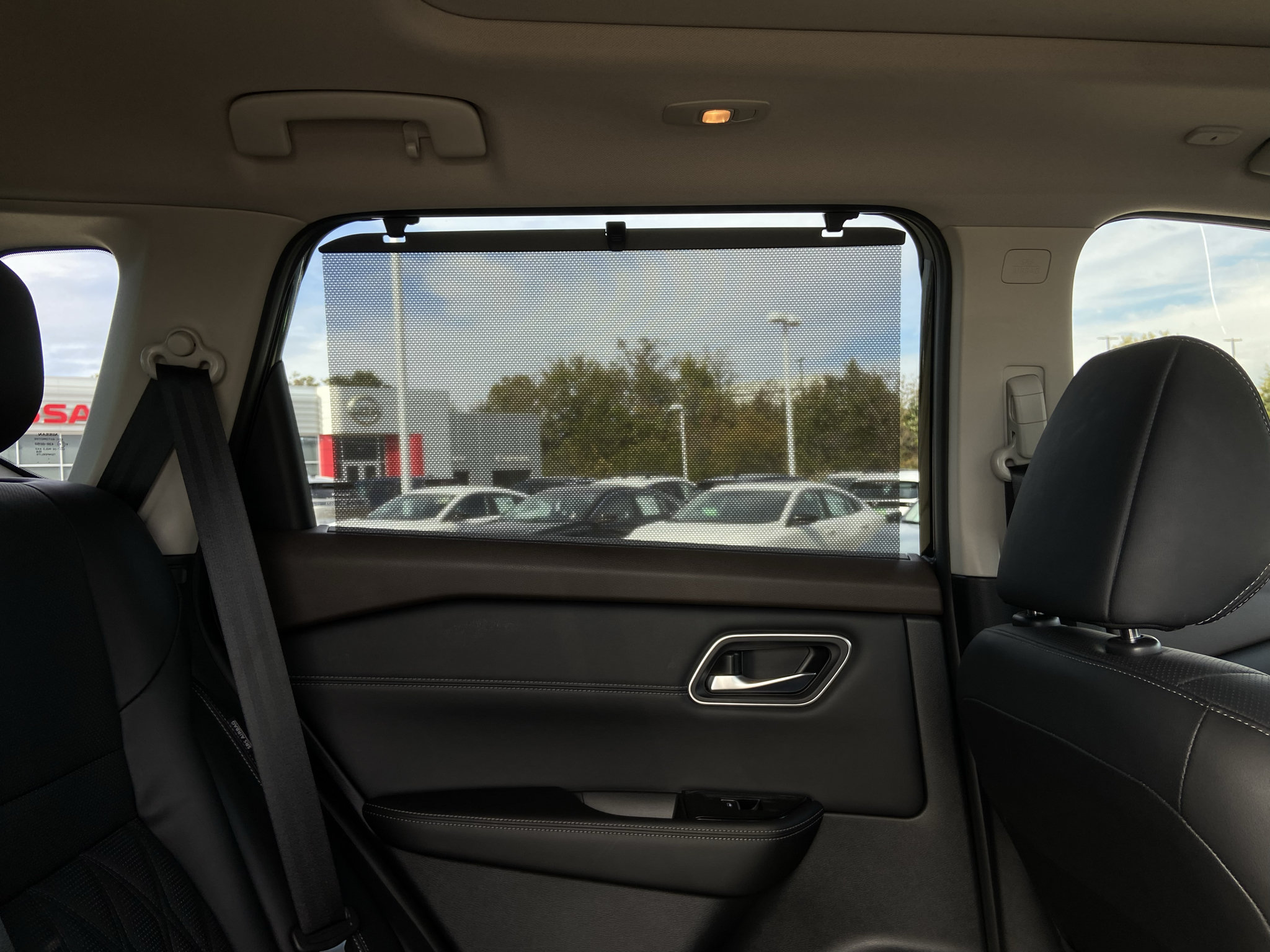 Used 2023 Nissan Rogue Platinum w/ Platinum Premium Package AWD/4WD image 17