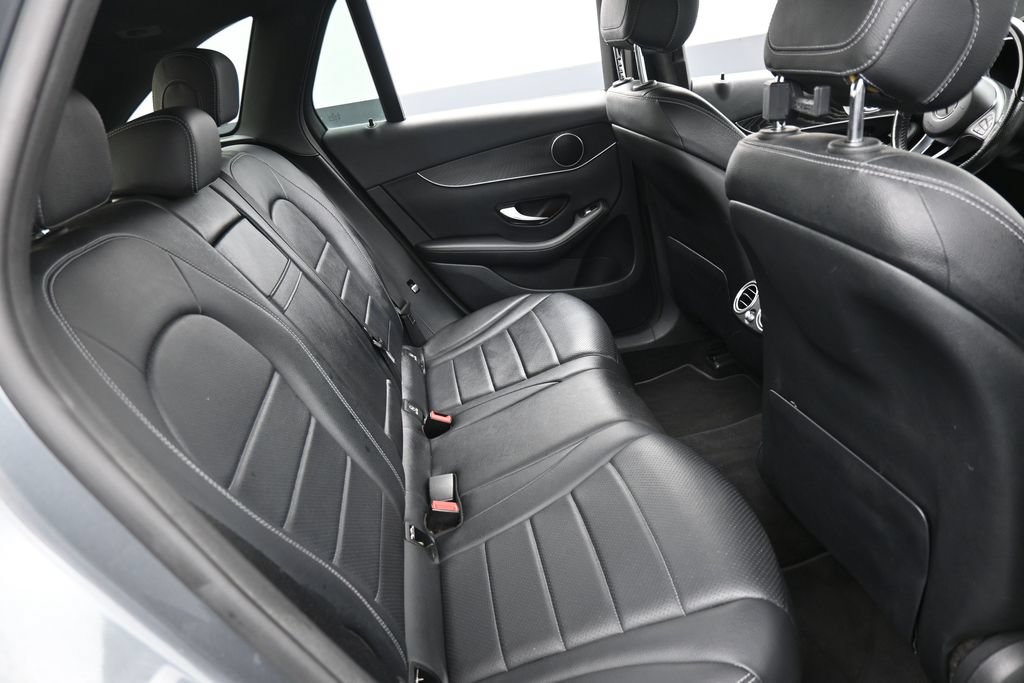 Used 2017 Mercedes-Benz GLC 300 4MATIC image 33