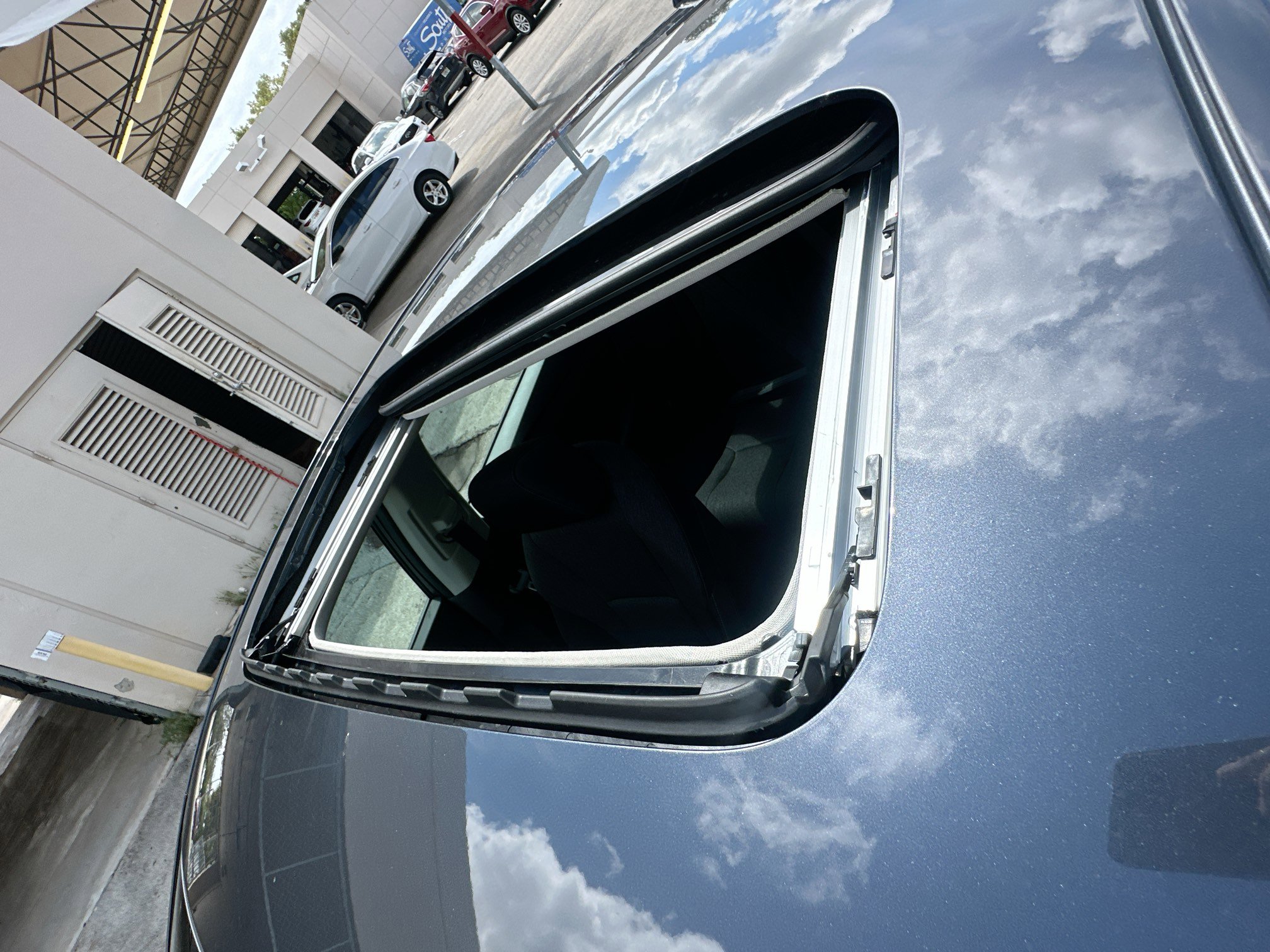 New 2025 Honda Accord SE image 14