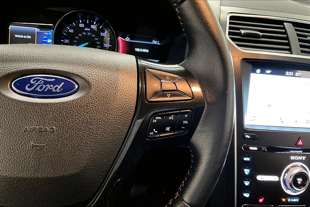 Used 2018 Ford Explorer Sport w/ Ford Safe & Smart Package AWD/4WD image 12
