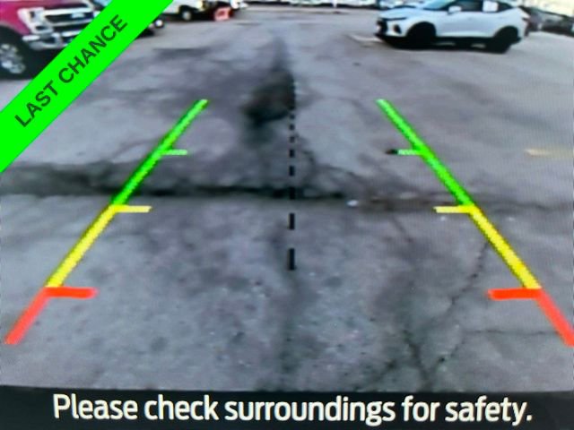 Used 2022 Ford Explorer XLT w/ Equipment Group 202A image 27