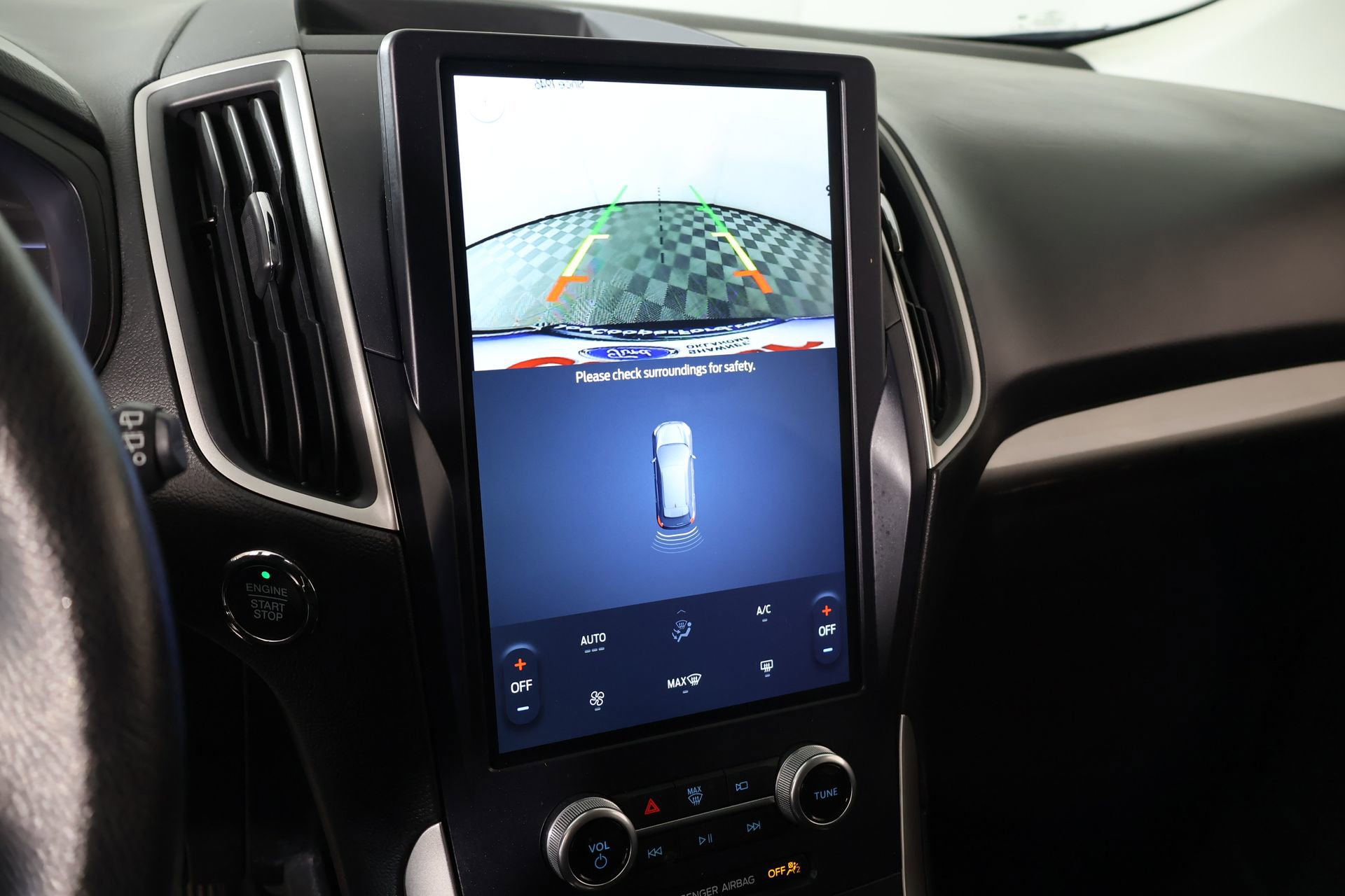 Used 2022 Ford Edge SE image 6