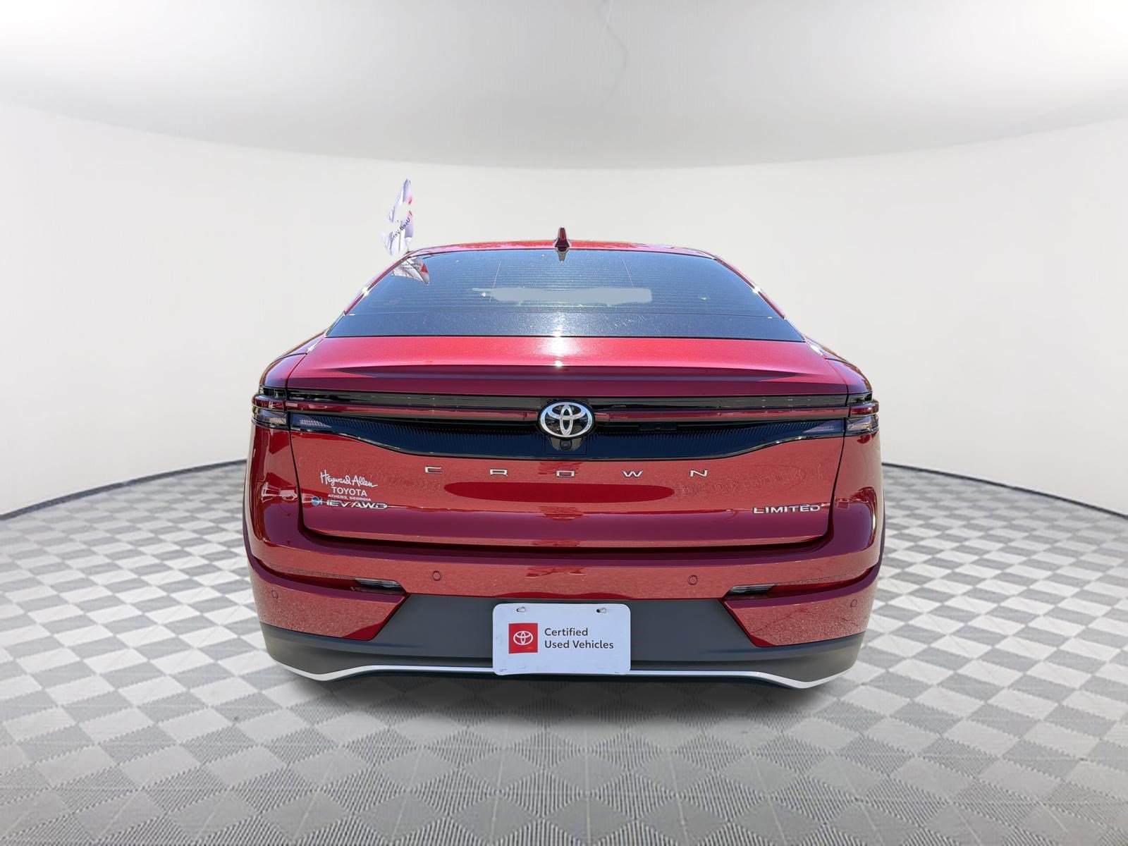 Certified 2024 Toyota Crown AWD/4WD image 16