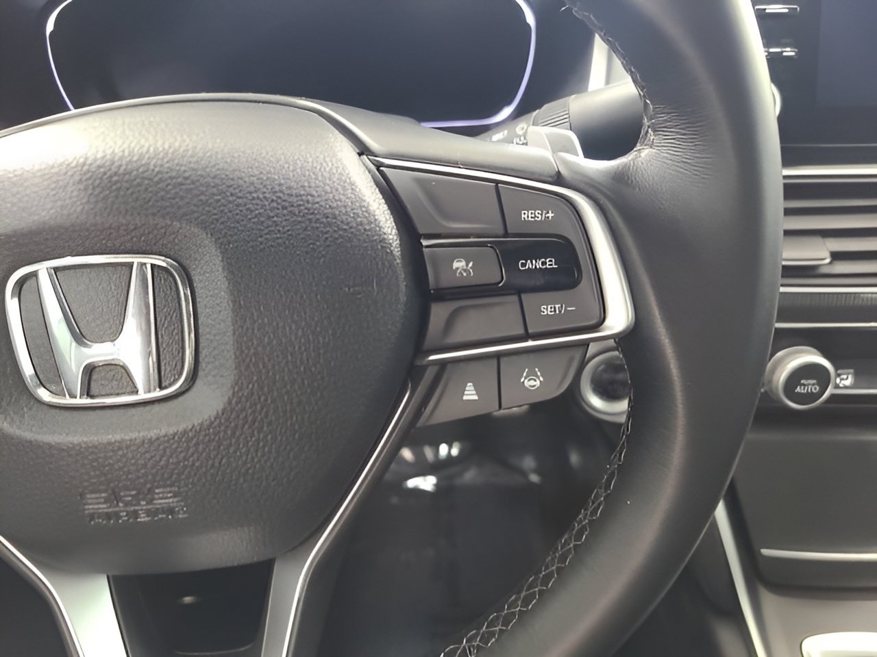 Used 2022 Honda Accord Sport image 26