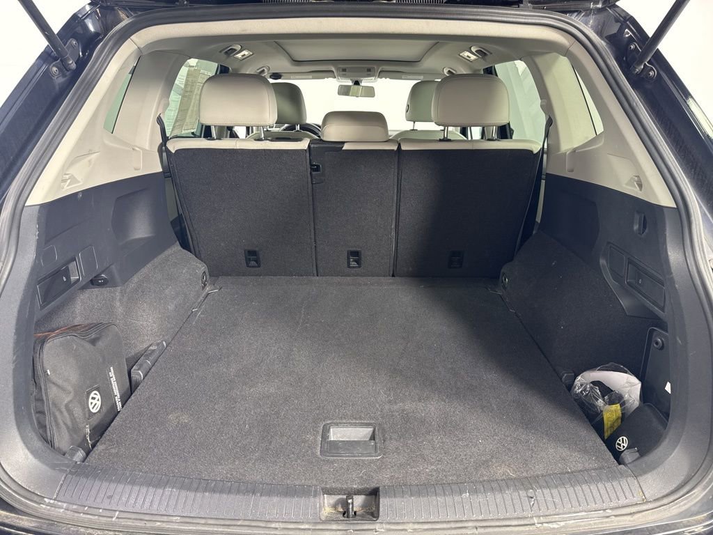 Used 2019 Volkswagen Tiguan SE w/ Panoramic Sunroof Package image 7