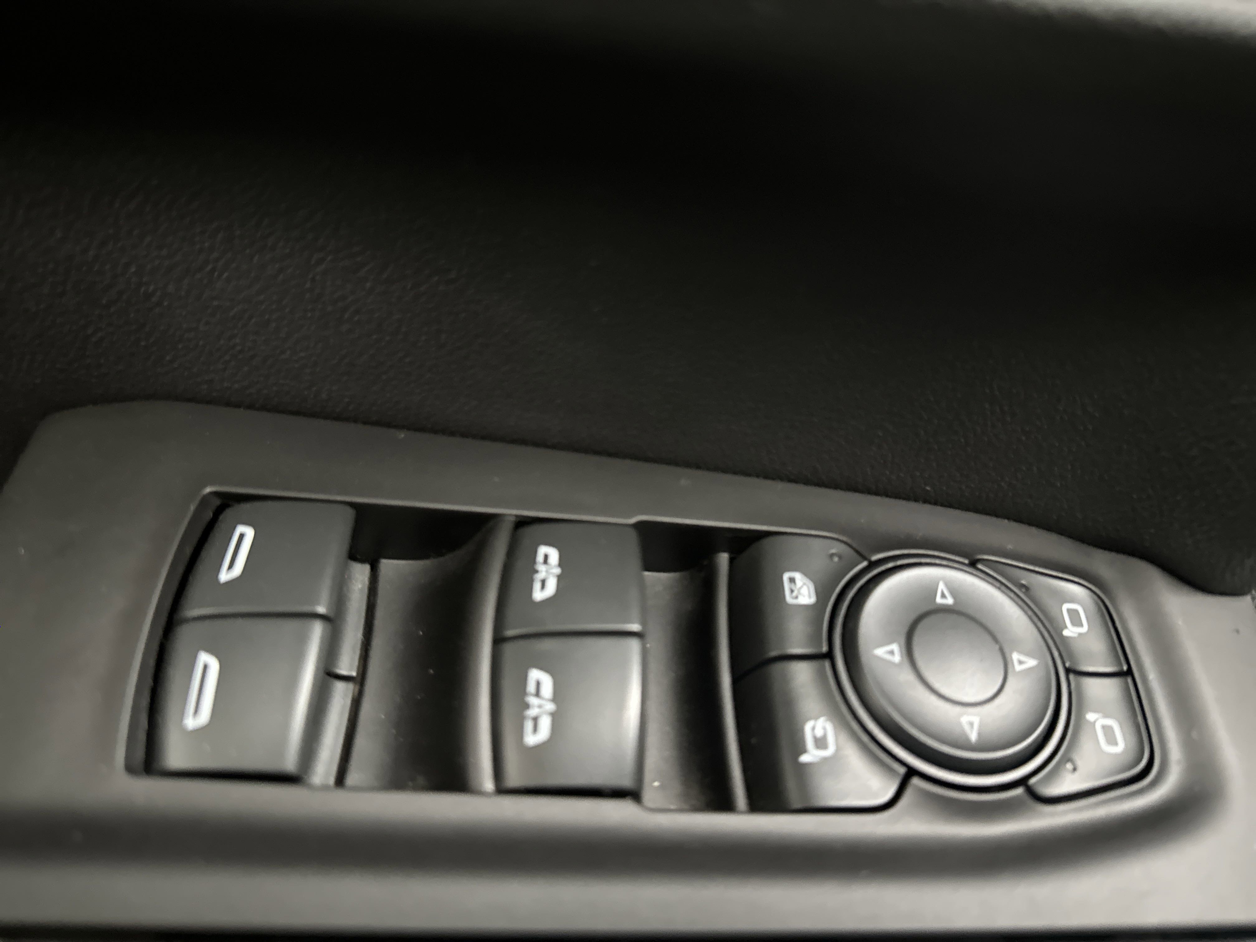 Used 2020 GMC Sierra 1500 AT4 w/ AT4 Preferred Package image 23