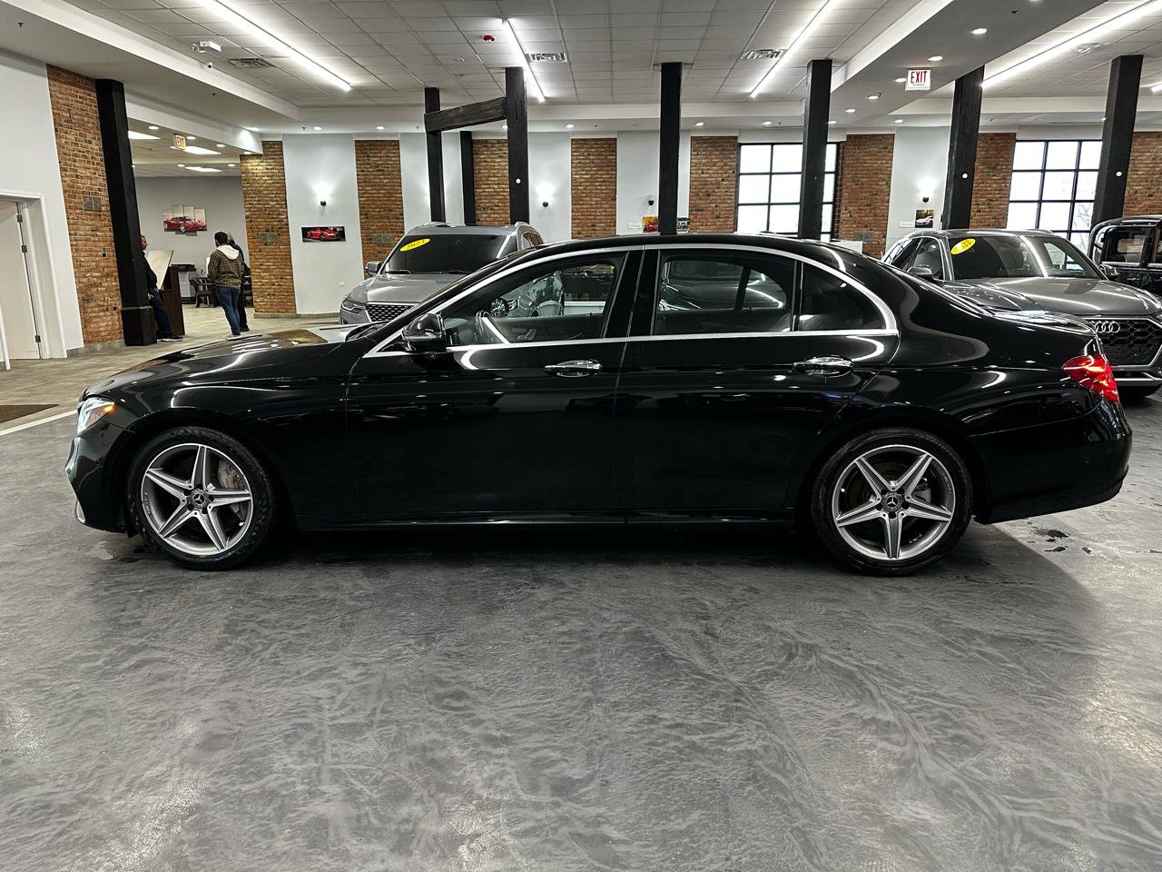 Used 2020 Mercedes-Benz E 350 Sedan image 8