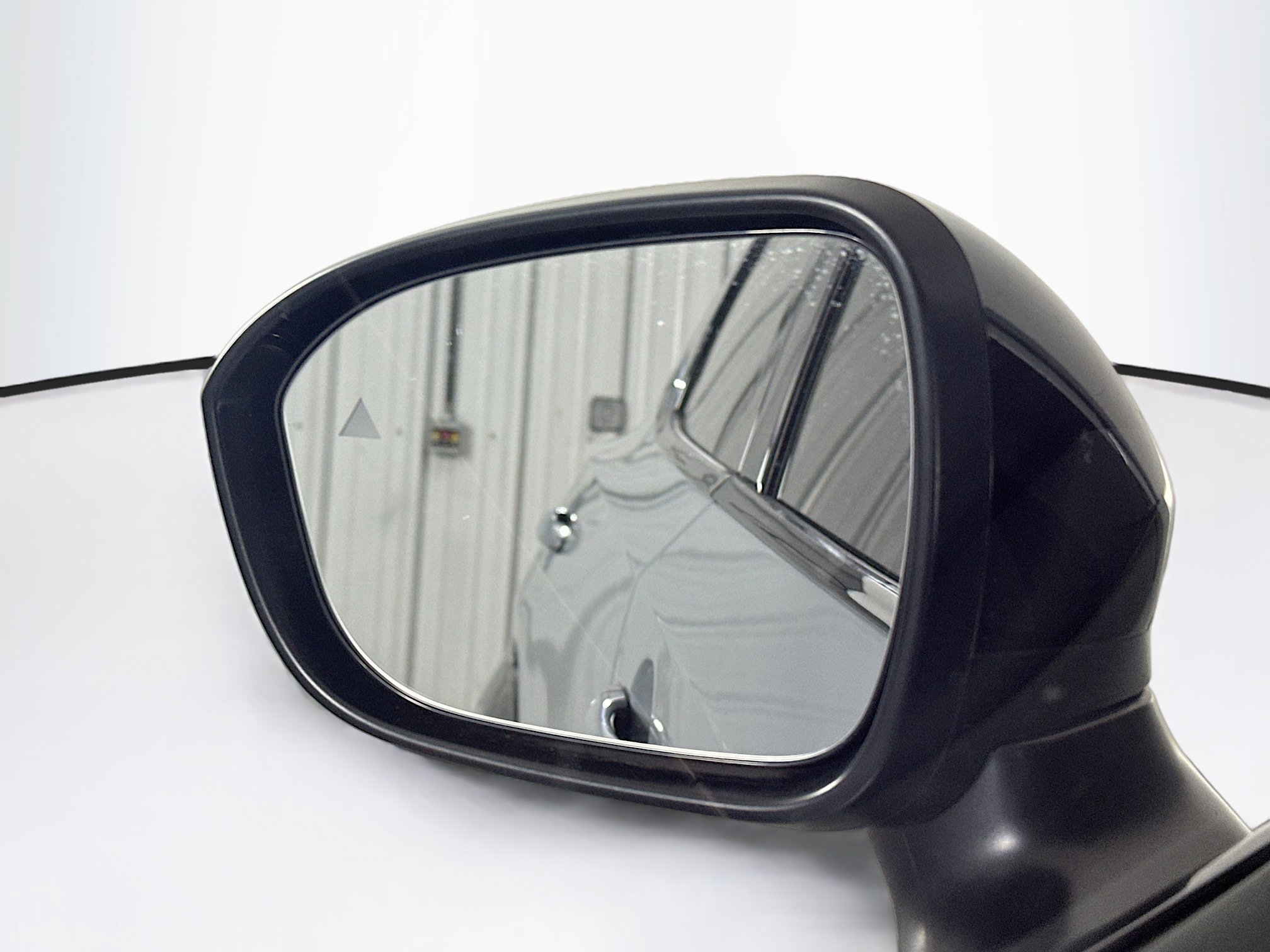 Used 2023 Nissan Ariya FWD image 16
