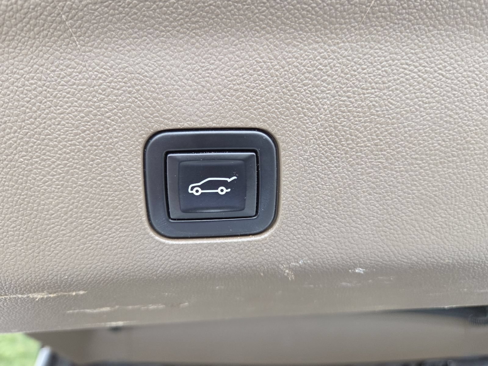 Used 2022 GMC Yukon Denali AWD/4WD image 26
