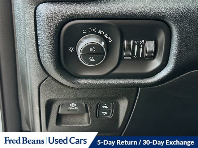 Used 2022 RAM 1500 Laramie AWD/4WD image 15